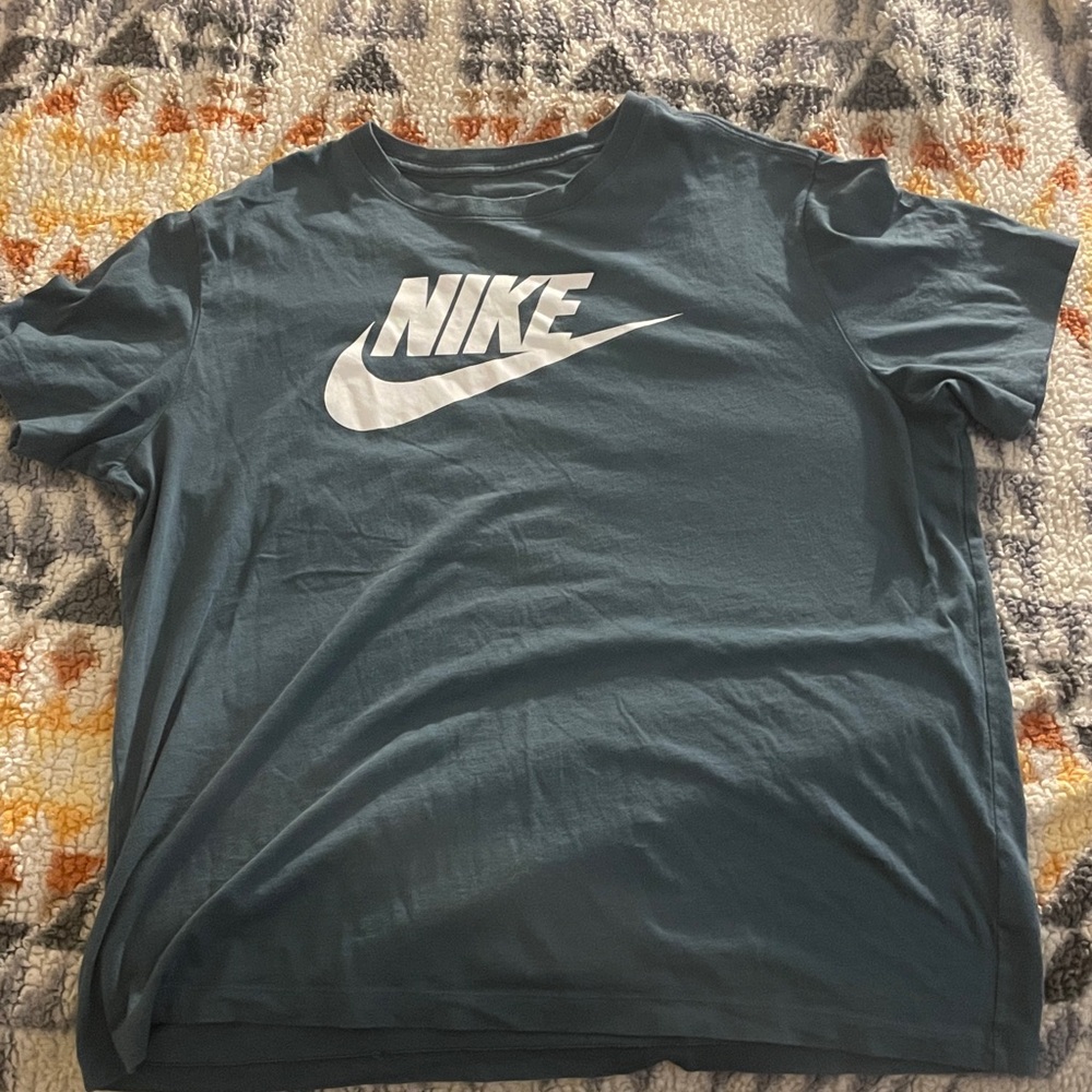Nike Men's Teal Short Sleeve Tee